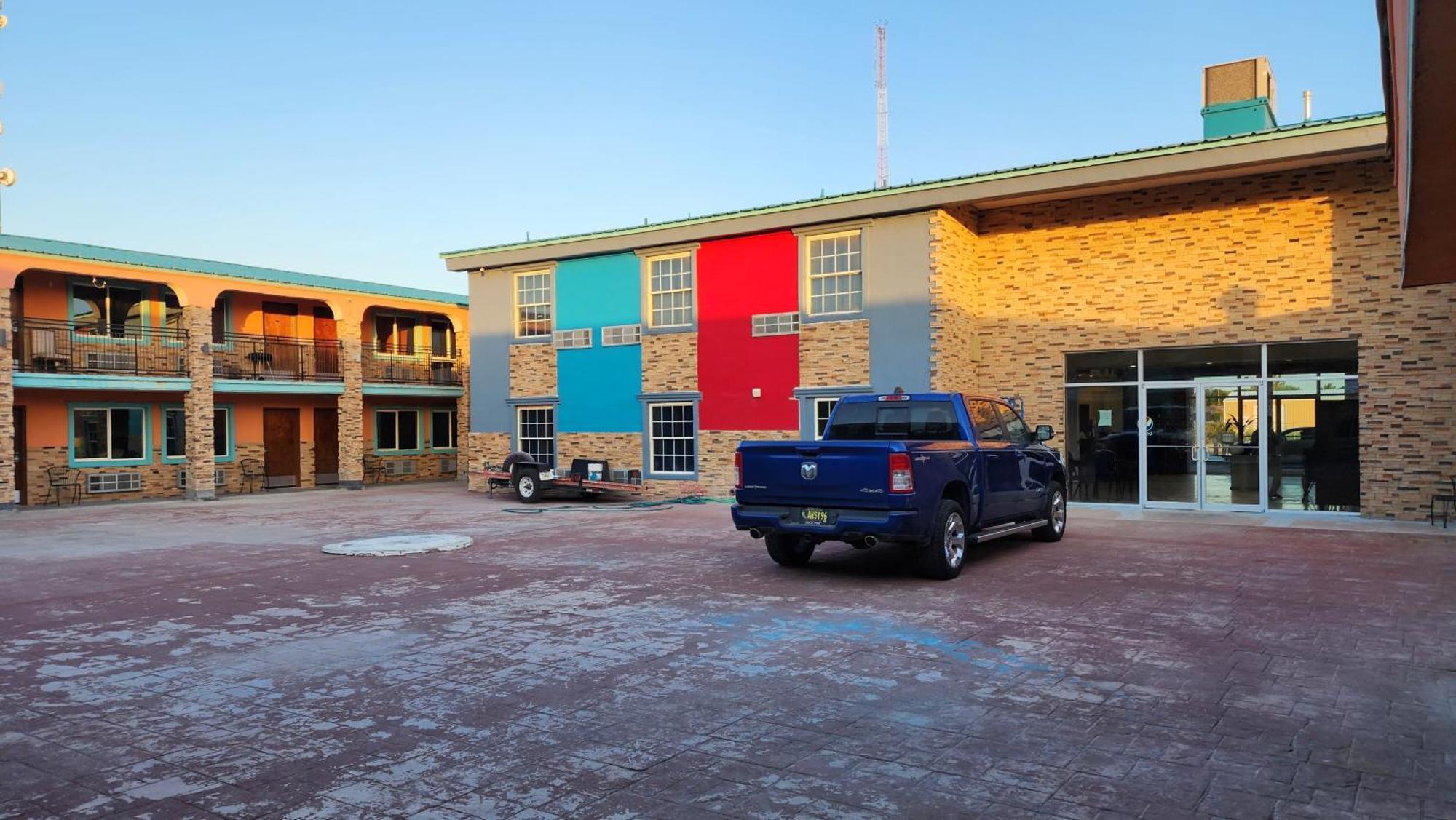 B&J Hotel And Apartments Pecos Exterior foto